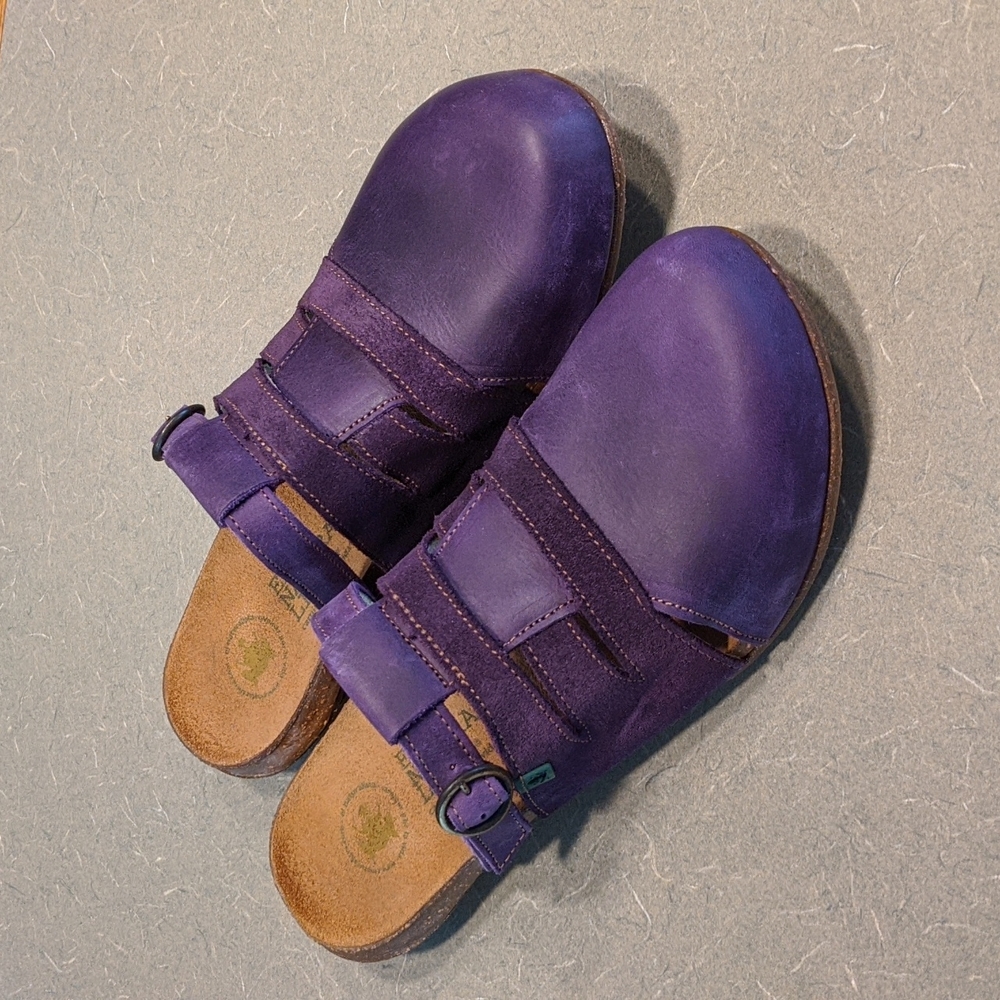 El Naturalista Sandals